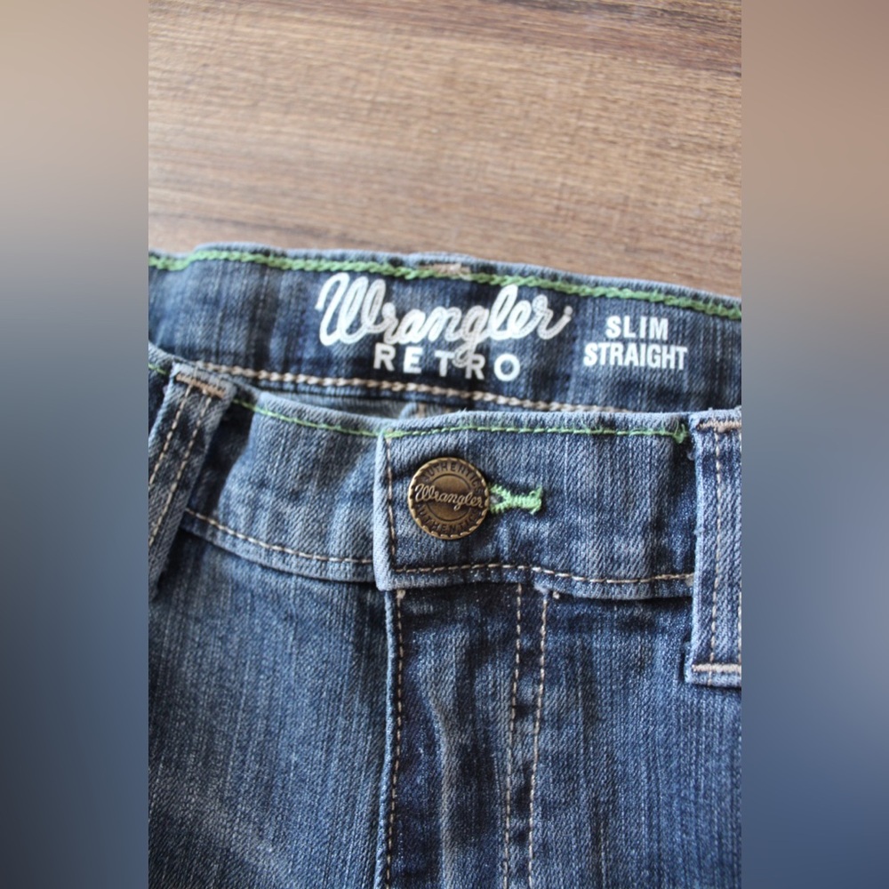 Wrangler Retro Slim Straight Blue Jeans
